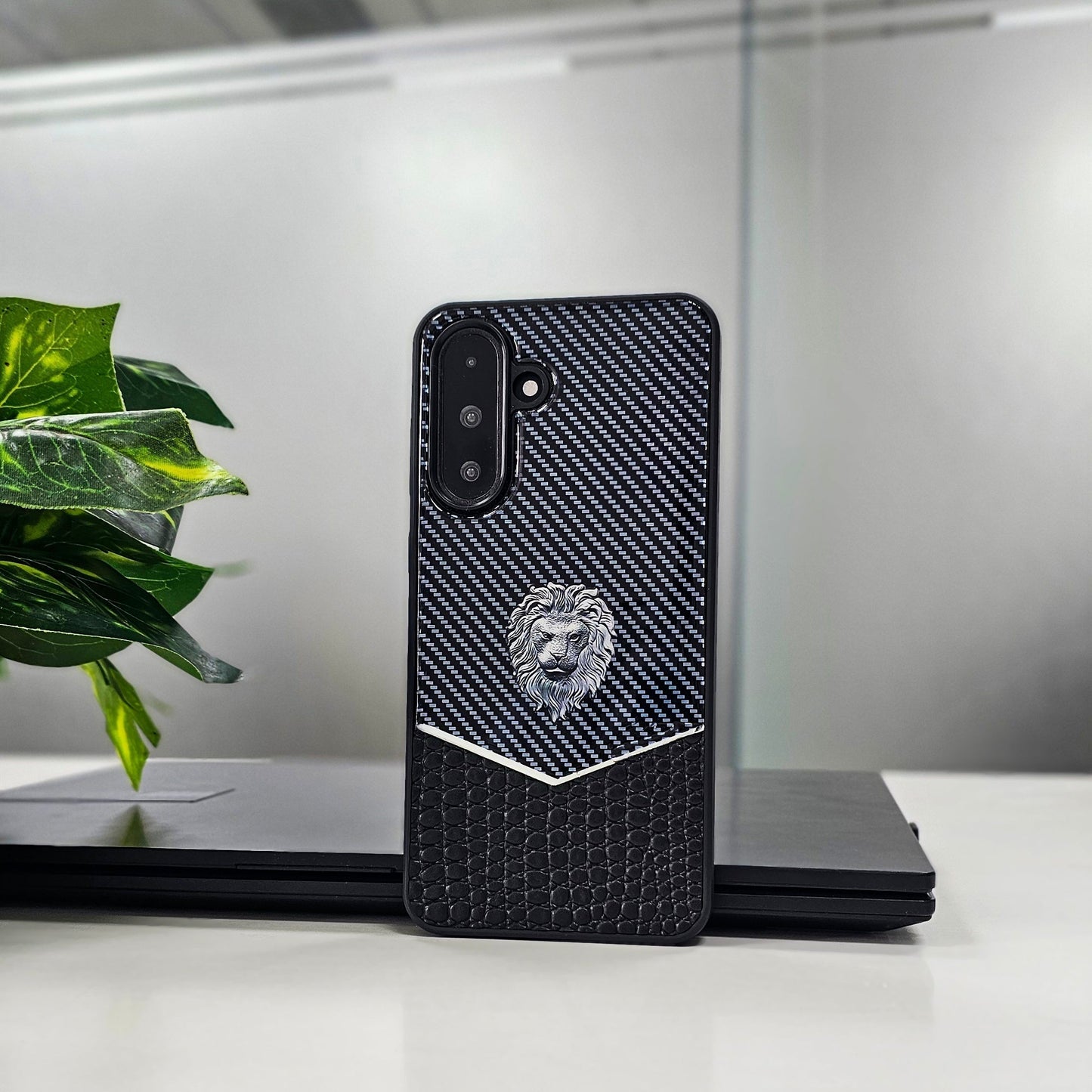 Samsung Galaxy A36 5G Luxury Lion Pattern Leather And Liquid Silicone Case