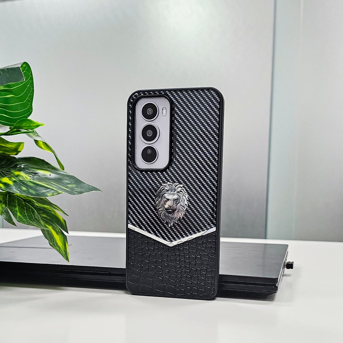 OPPO Reno12 5G Luxury Lion Pattern Leather And Liquid Silicone Case